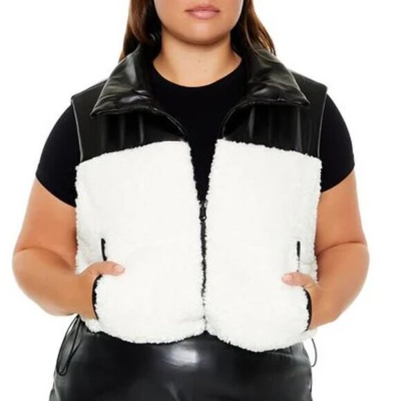Forever 21 Black Reversible Faux Shearling & Leather Vest SZ 2X - Picture 1 of 9